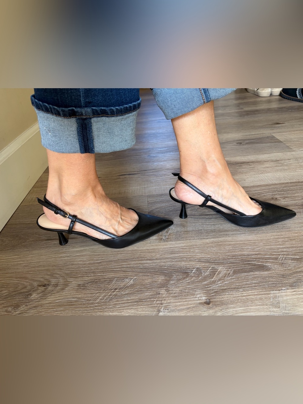 Classic Black Pointed-Toe Women's Slingback Kitten Heel Pumps - Picture 2 of 5